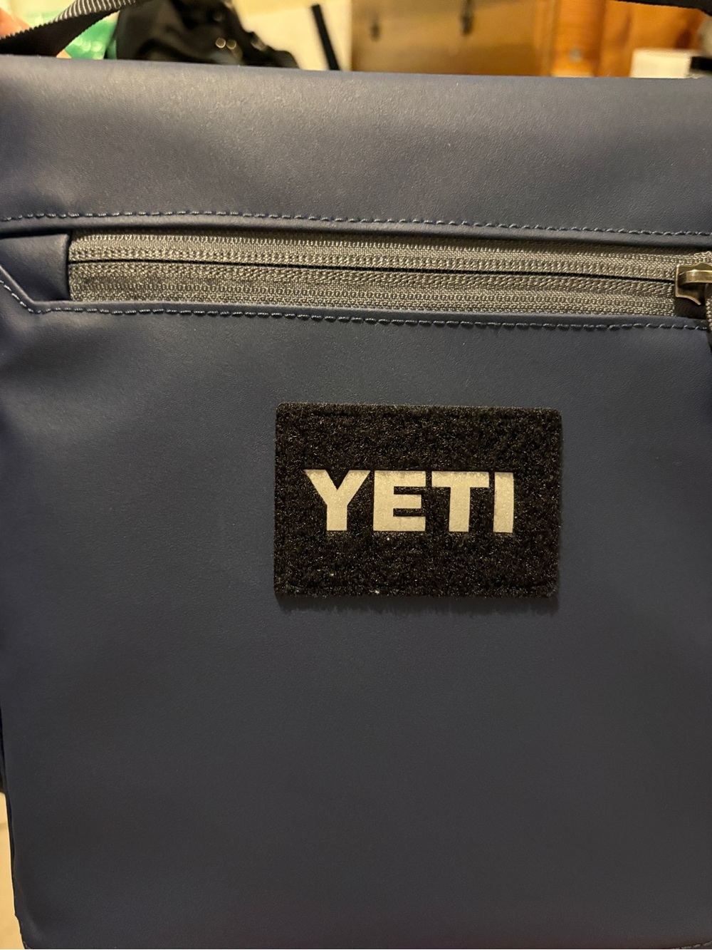 Yeti Daytrip 6L Lunch Bag - Navy Blue - Picture 10 of 15